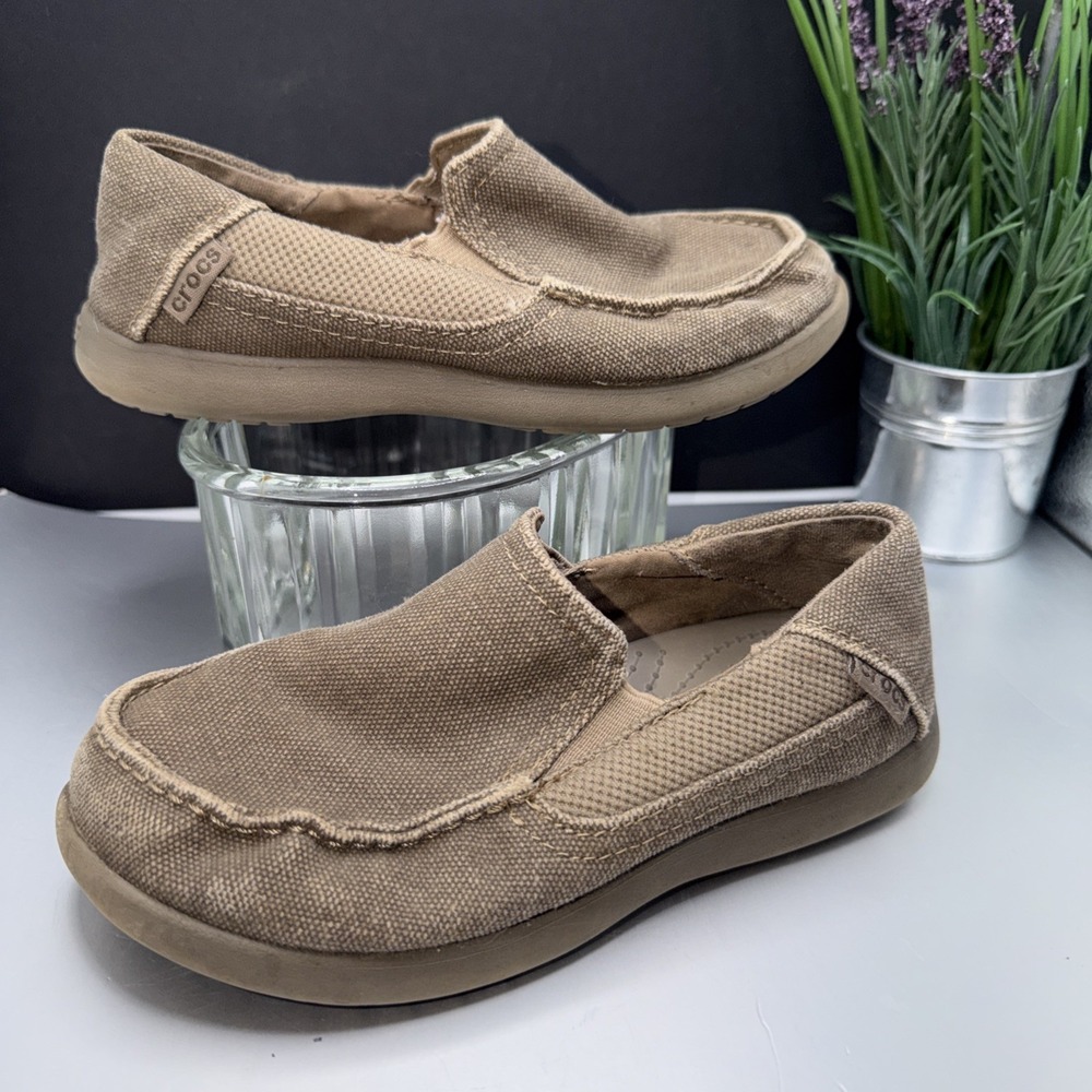 CROCS Child Size 13 Shoes SANTA CRUZ II Brown Canvas Slip-On Loafer Beige Brown